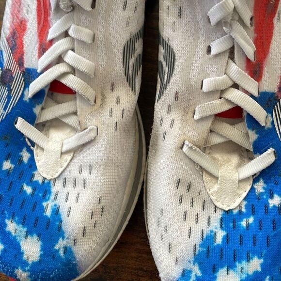 Saucony STARS & STRIPES ENDORPHIN SPEED 2 size 7.5 - Picture 4 of 8